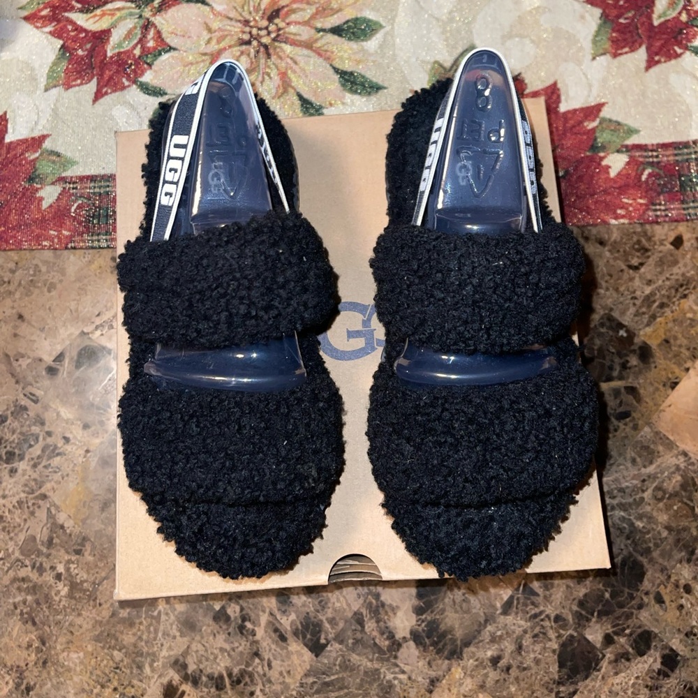 UGG Oh Fluffita Sandal - Picture 3 of 6